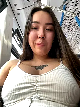 Foto porno Ganduri murdare cu Asian_Asami pe KUR.ro