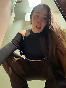 Foto porno Nebunii pe chat marca Asian_Asami pe KUR.ro