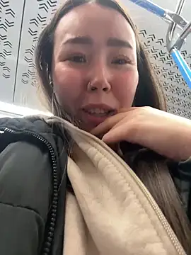 Foto porno Nebunii pe chat marca Asian_Asami pe KUR.ro