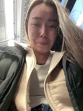 Foto porno Nebunii pe chat marca Asian_Asami pe KUR.ro