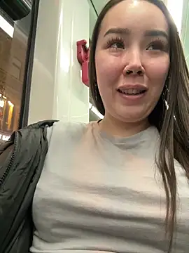 Foto porno Nebunii pe chat marca Asian_Asami pe KUR.ro