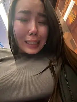 Foto porno Nebunii pe chat marca Asian_Asami pe KUR.ro