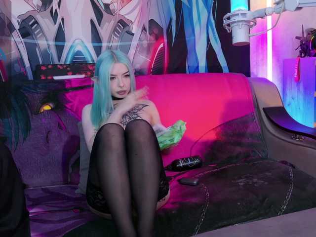 Foto porno Ganduri murdare cu Aurora-Natsuki pe KUR.ro