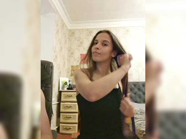 Foto porno Axel-20x ne arata tot la camera pe KUR.ro