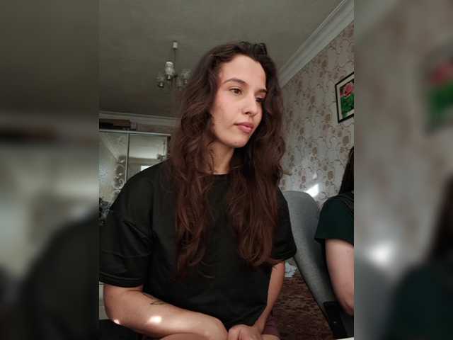 Foto porno Axel-20x se dezbraca la web pe BongaCams pe KUR.ro