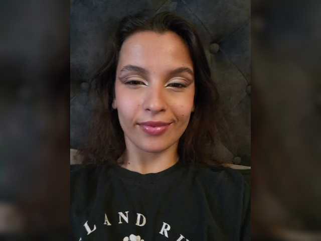Foto porno Axel-20x ne arata tot la camera pe KUR.ro