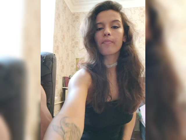 Foto porno Axel-20x ne arata tot la camera pe KUR.ro