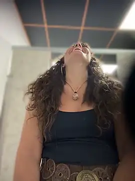 Foto porno BaileyMFox vrea sex pe StripChat pe KUR.ro