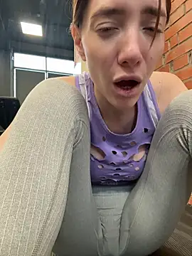 Foto porno BallerinaCappuccino_ ne arata tot la camera pe KUR.ro