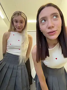 Foto porno Sex online cu BallerinaCappuccino_ pe KUR.ro