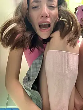 Foto porno Sex online cu BallerinaCappuccino_ pe KUR.ro