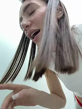 Foto porno Sex online cu BallerinaCappuccino_ pe KUR.ro