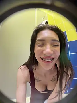 Foto porno Sex online cu BallerinaCappuccino_ pe KUR.ro