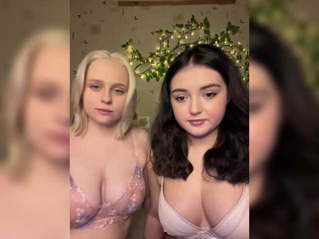 Foto porno Sex online cu BellaAndAlice pe KUR.ro
