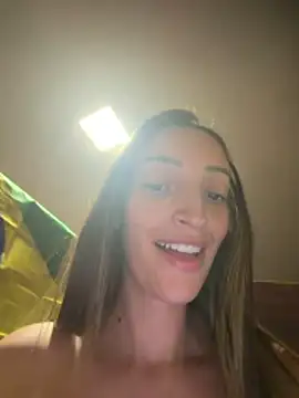 Foto porno Discutii intime cu BelleLouiseVp pe KUR.ro
