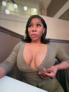 Foto porno Discutii intime cu Belle___ pe KUR.ro