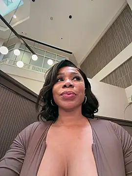 Foto porno Discutii intime cu Belle___ pe KUR.ro