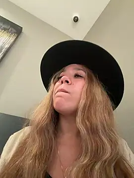 Foto porno Nebunii pe chat marca Bigbuttbrooklynn pe KUR.ro