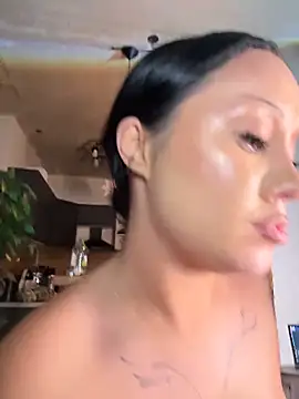 Foto porno BlackLotos ne arata tot la camera pe KUR.ro