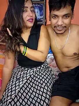 Foto porno  pe KUR.ro