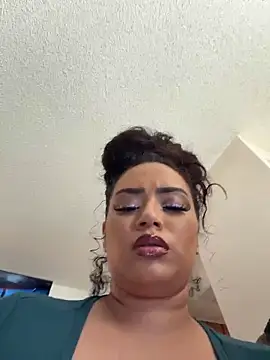 Foto porno Nebunii pe chat marca CarmelaAnthony pe KUR.ro