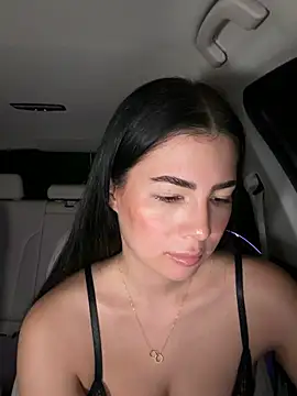 Foto porno ClaireBree descoperita pe video chat pe KUR.ro