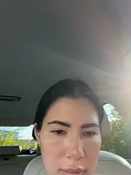 Foto porno ClaireBree descoperita pe video chat pe KUR.ro