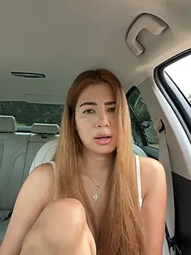 Foto porno ClaireBree descoperita pe video chat pe KUR.ro
