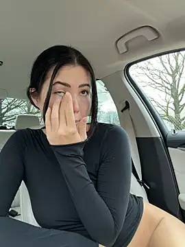 Foto porno ClaireBree descoperita pe video chat pe KUR.ro