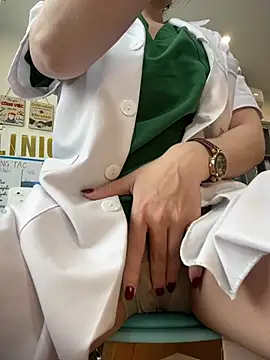 Foto porno Sex online cu Clinic_Sexy pe KUR.ro