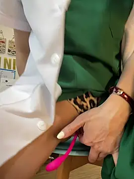 Foto porno Sex online cu Clinic_Sexy pe KUR.ro