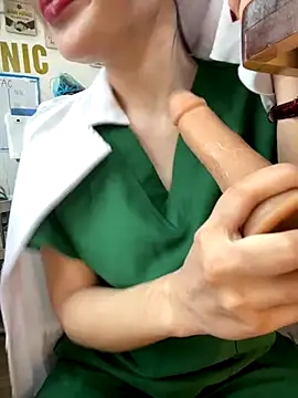 Foto porno Sex online cu Clinic_Sexy pe KUR.ro