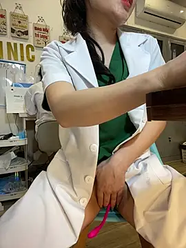 Foto porno Sex online cu Clinic_Sexy pe KUR.ro