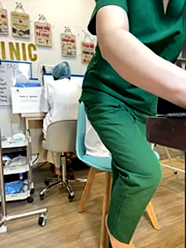 Foto porno Sex online cu Clinic_Sexy pe KUR.ro