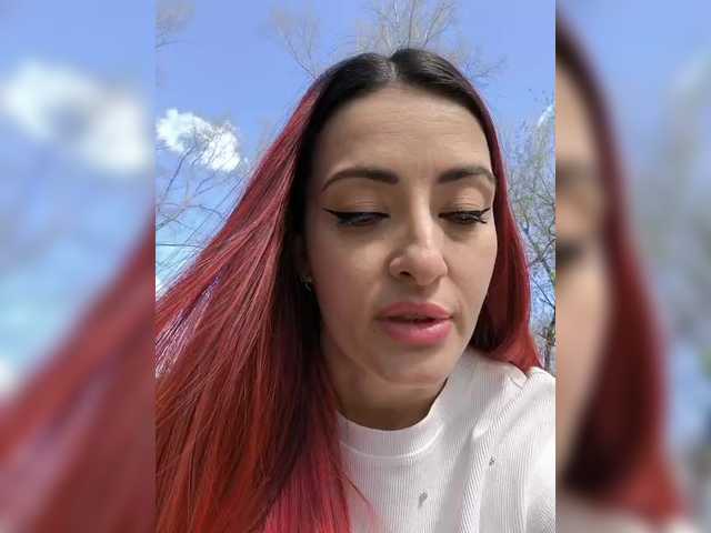 Foto porno CrazyPussy07 ne arata tot la camera pe KUR.ro