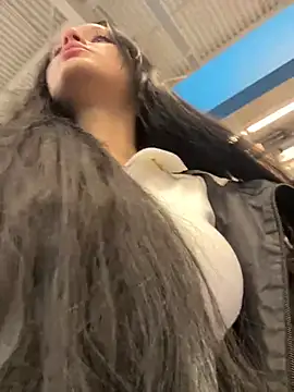 Foto porno Cum_girlss se dezbraca la web pe StripChat pe KUR.ro