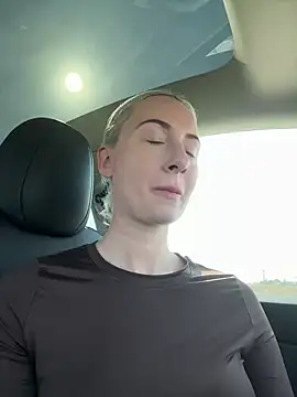 Foto porno Nebunii pe chat marca CutieEmy pe KUR.ro