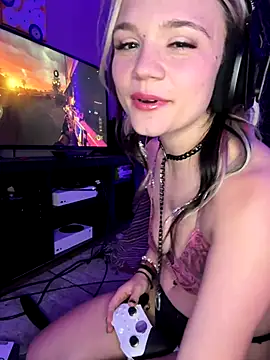 Foto porno Cutiepiespanks se dezbraca la web pe StripChat pe KUR.ro