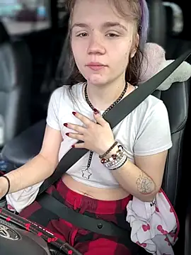 Foto porno Nebunii pe chat marca Cutiepiespanks pe KUR.ro