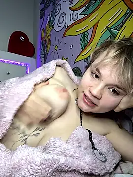 Foto porno Nebunii pe chat marca Cutiepiespanks pe KUR.ro