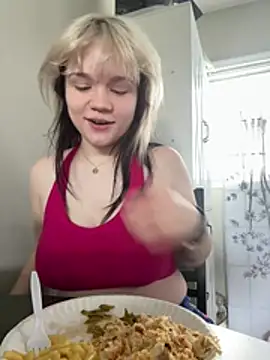 Foto porno Nebunii pe chat marca Cutiepiespanks pe KUR.ro