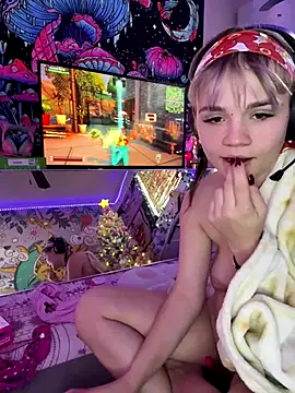 Foto porno Nebunii pe chat marca Cutiepiespanks pe KUR.ro