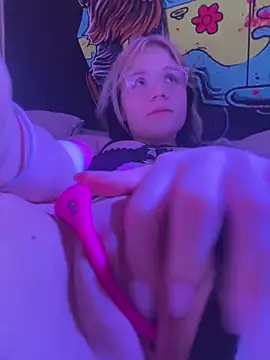 Foto porno Ce sexy este Cutiepiespanks pe KUR.ro
