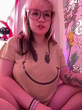 Foto porno Nebunii pe chat marca Cutiepiespanks pe KUR.ro