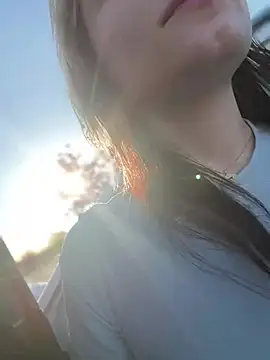 Foto porno Nebunii pe chat marca Cutiepiespanks pe KUR.ro