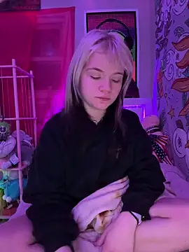 Foto porno Nebunii pe chat marca Cutiepiespanks pe KUR.ro