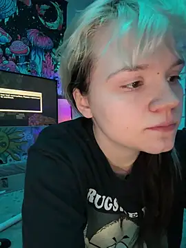 Foto porno Nebunii pe chat marca Cutiepiespanks pe KUR.ro