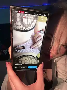 Foto porno Ce sexy este Cutiepiespanks pe KUR.ro