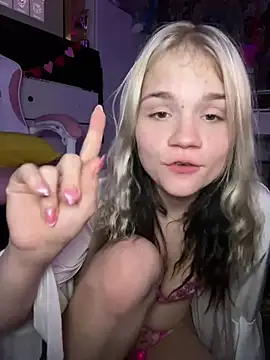 Foto porno Ce sexy este Cutiepiespanks pe KUR.ro