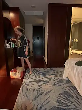 Foto porno Cutiepiespanks se dezbraca la web pe StripChat pe KUR.ro